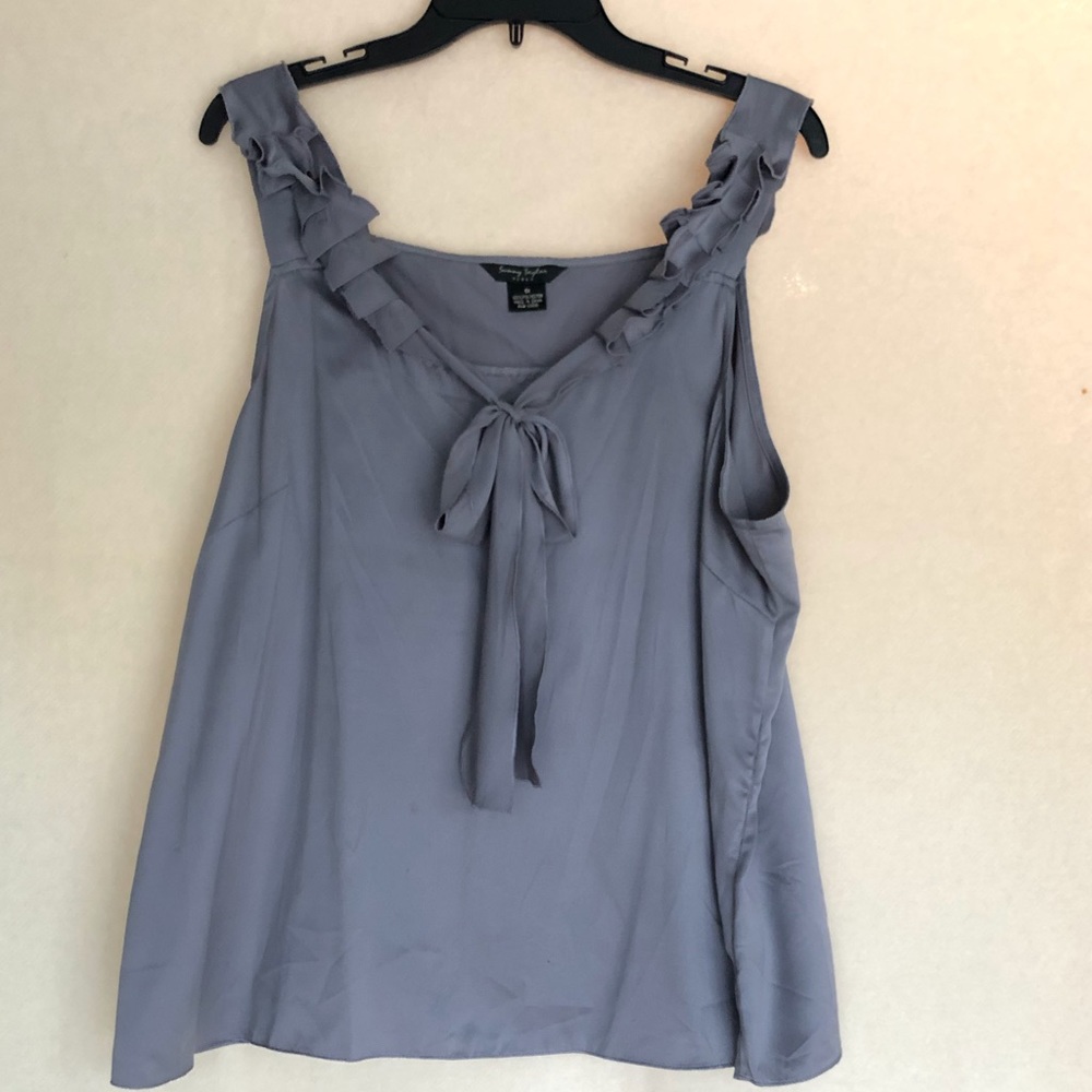 Sunny Taylor Gray Top